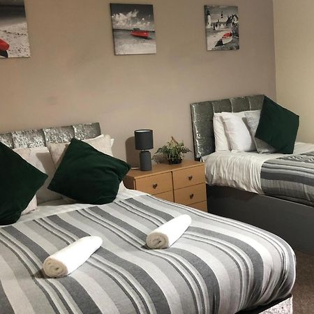 St Annes Apartment 4 - Sleeps 6 - Free Parking Lytham St Annes Ngoại thất bức ảnh