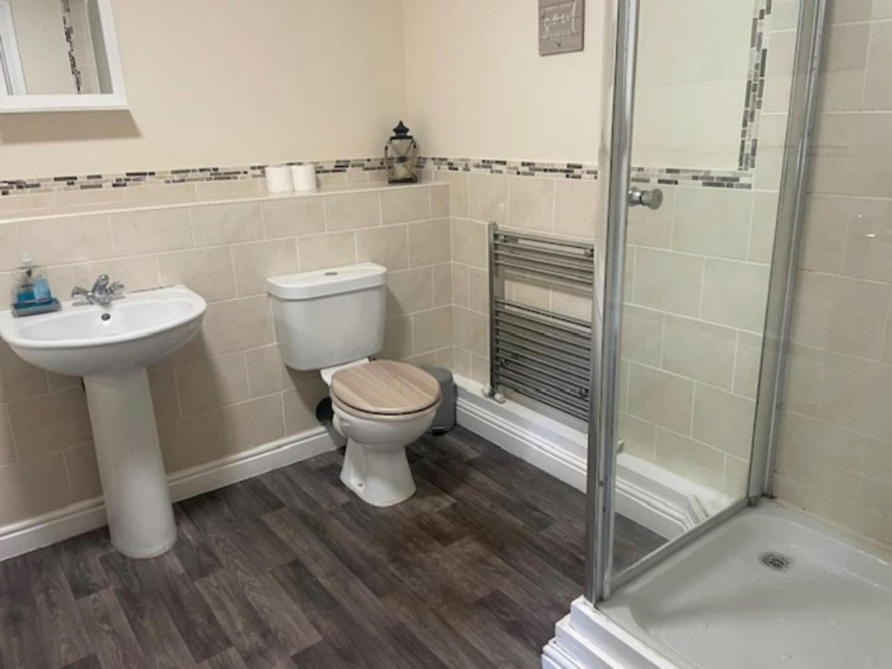 St Annes Apartment 4 - Sleeps 6 - Free Parking Lytham St Annes Ngoại thất bức ảnh
