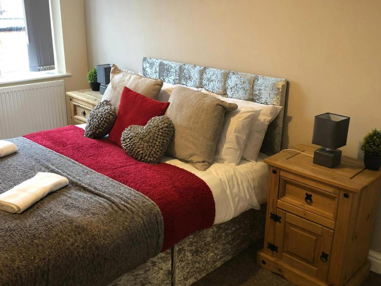 St Annes Apartment 4 - Sleeps 6 - Free Parking Lytham St Annes Ngoại thất bức ảnh